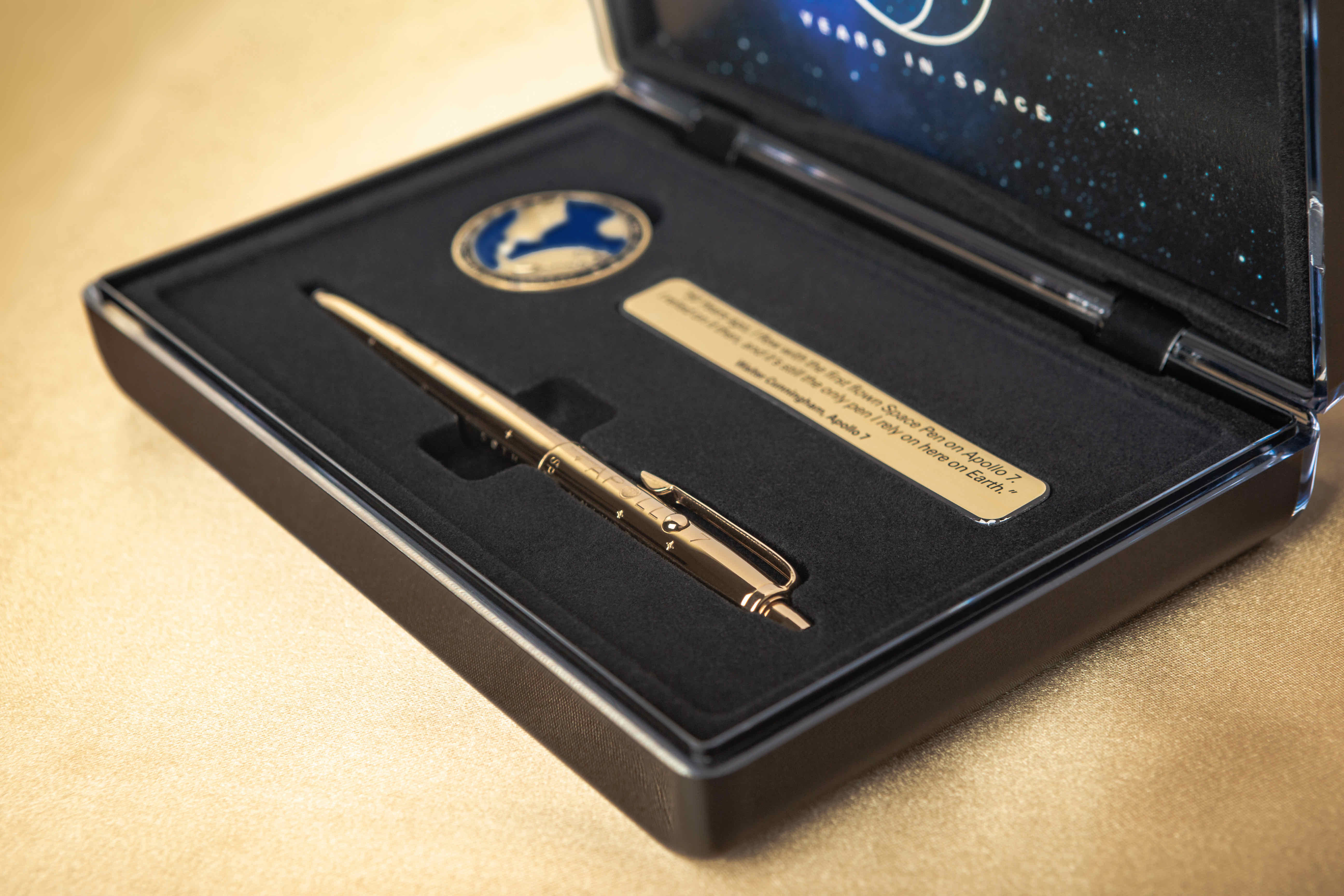 FISHER SPACE PEN CO. CELEBRATES FIFTY YEARS IN SPACE WITH A NEW LIMITED  EDITION - AG7 ORIGINAL ASTRONAUT SPACE PEN AND COIN SET - Reyes  Entertainment